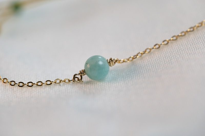 BRACELET- LIEN AVEC PIERRES