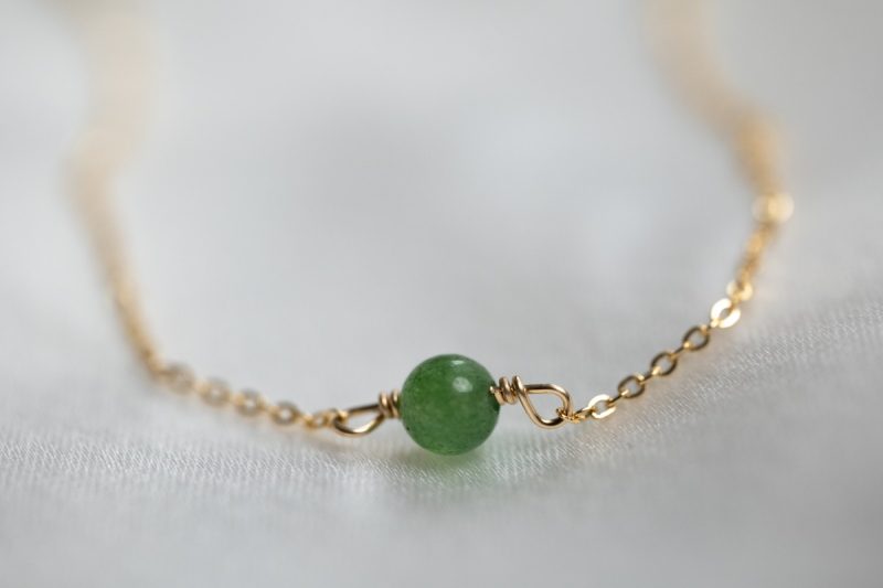 BRACELET- LIEN AVEC PIERRES