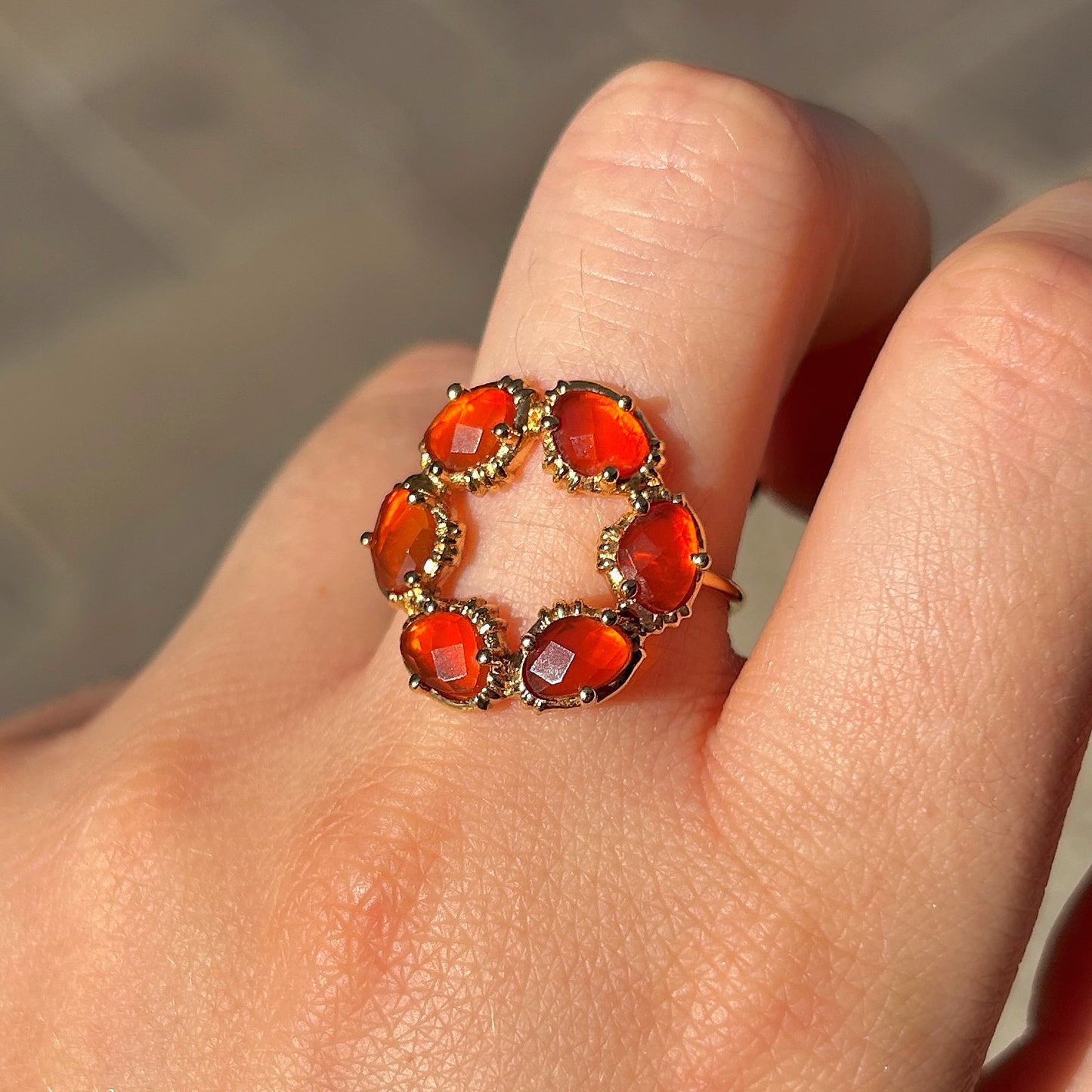 bague-cercle-pierres-cornaline-aufildelo-divinity-sete