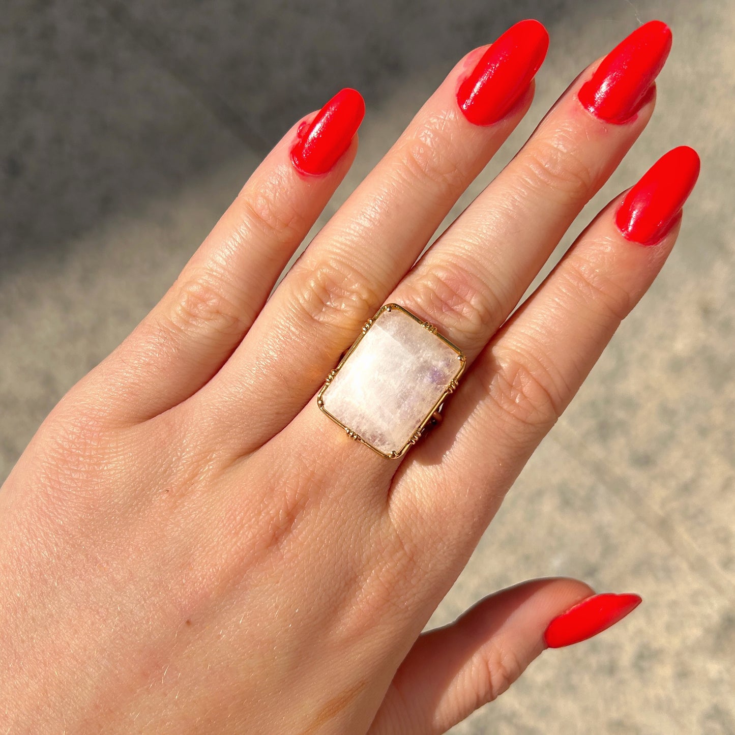 bague-rectangle-labradoriteblanche-aufildelo-divinity-sete