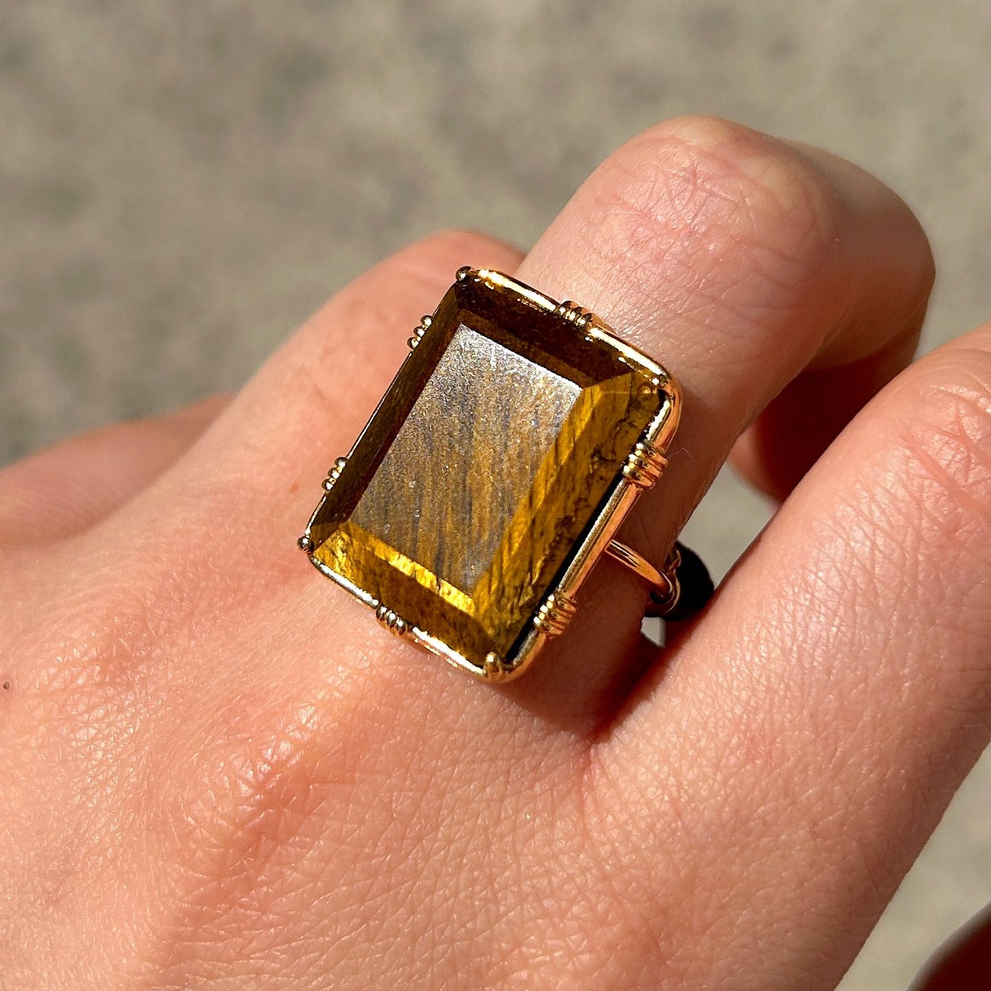 bague-rectangle-oeildetigre-aufildelo-divinity-sete