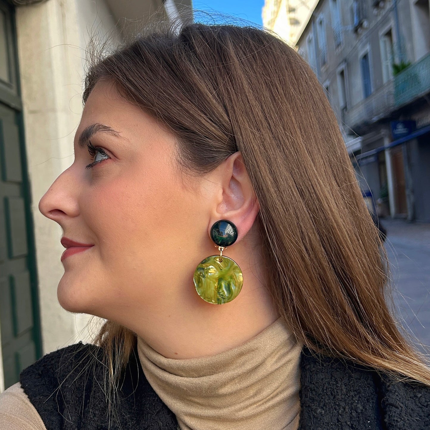 boucle-doreilles-arnicaxskaki-francine-bramli-divinity-sete