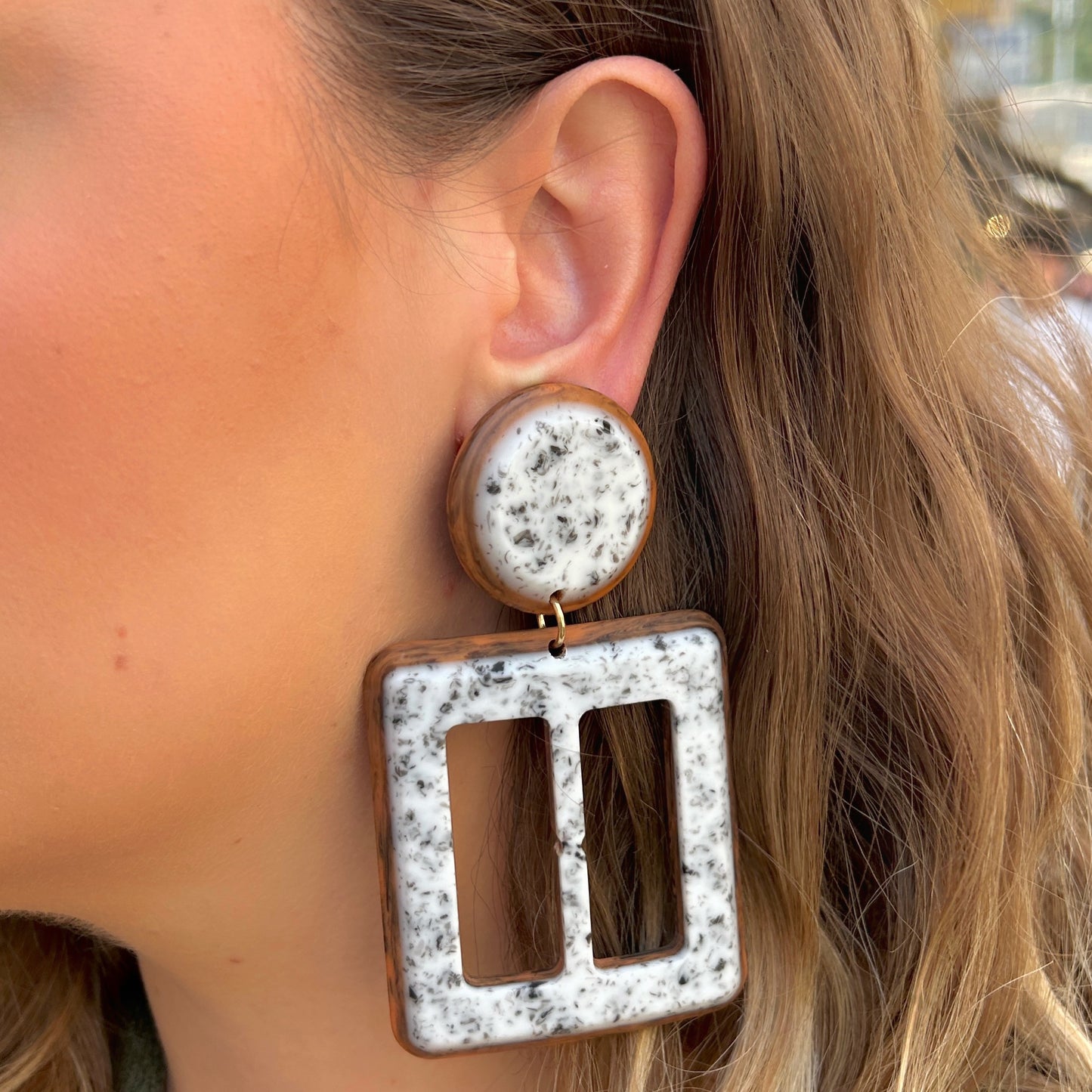 boucles-doreilles-gold-francine-bramli-divinity-sete