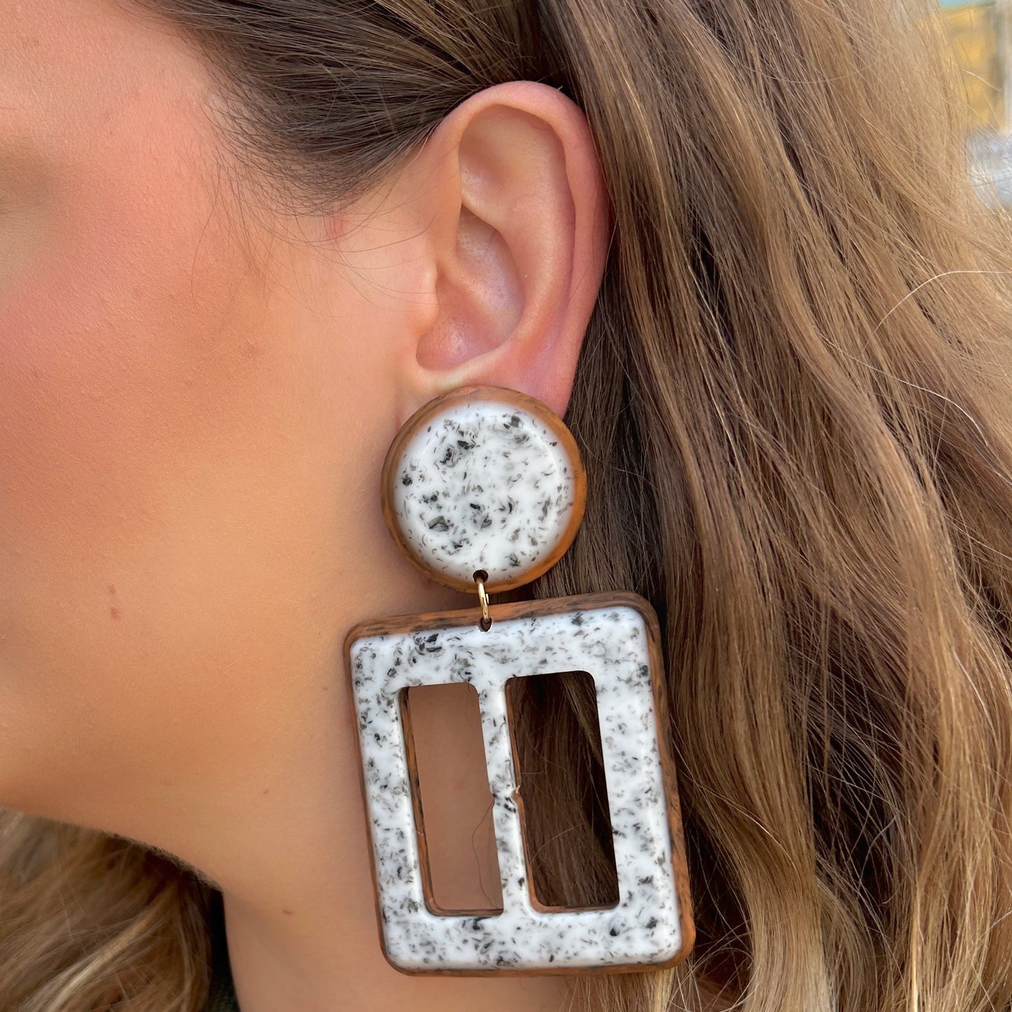 boucles-doreilles-gold-francine-bramli-divinity-sete
