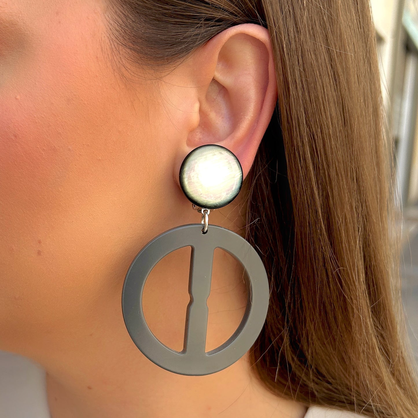 boucles-doreilles-peace-francine-bramli-divinity-sete