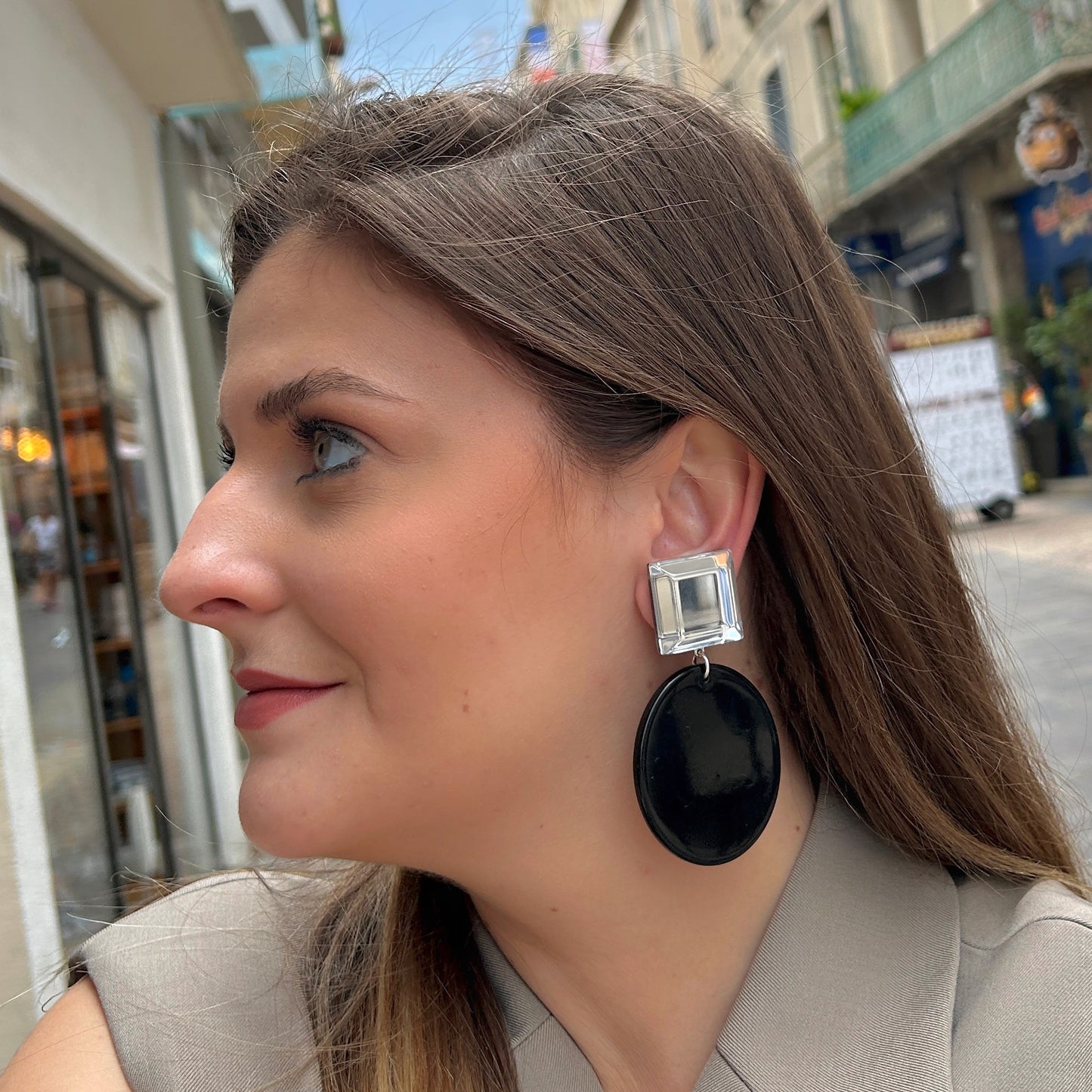 boucles-doreilles-turtoise-noir-francine-bramli-divinity-sete