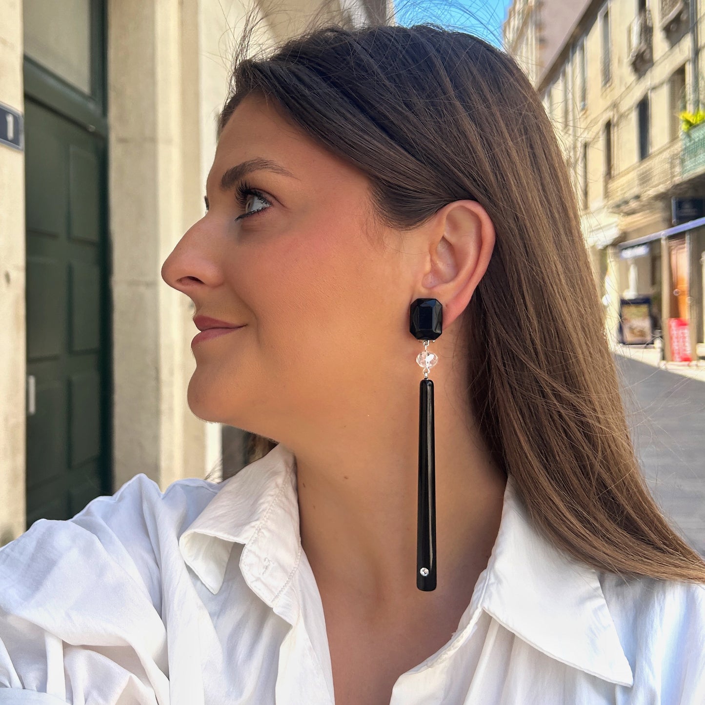 Boucles longues noires élégantes design Francine Bramli Paris
