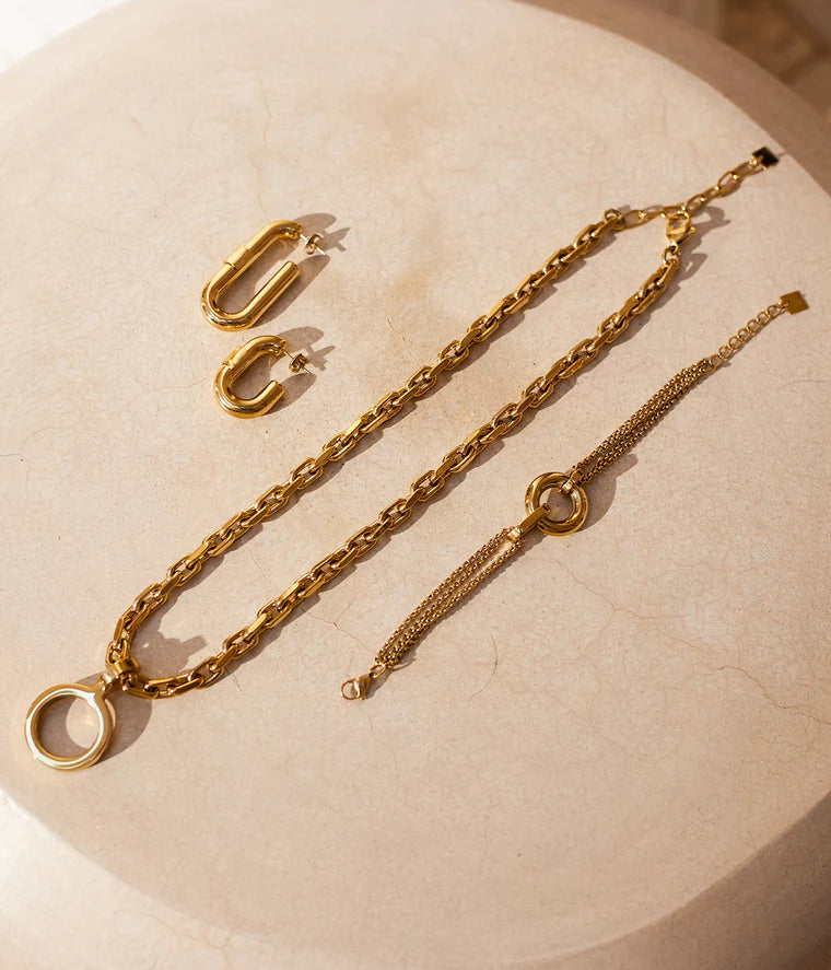 Boucles d’oreilles Lafra ZAG en acier inoxydable doré en forme de grand maillon allongé