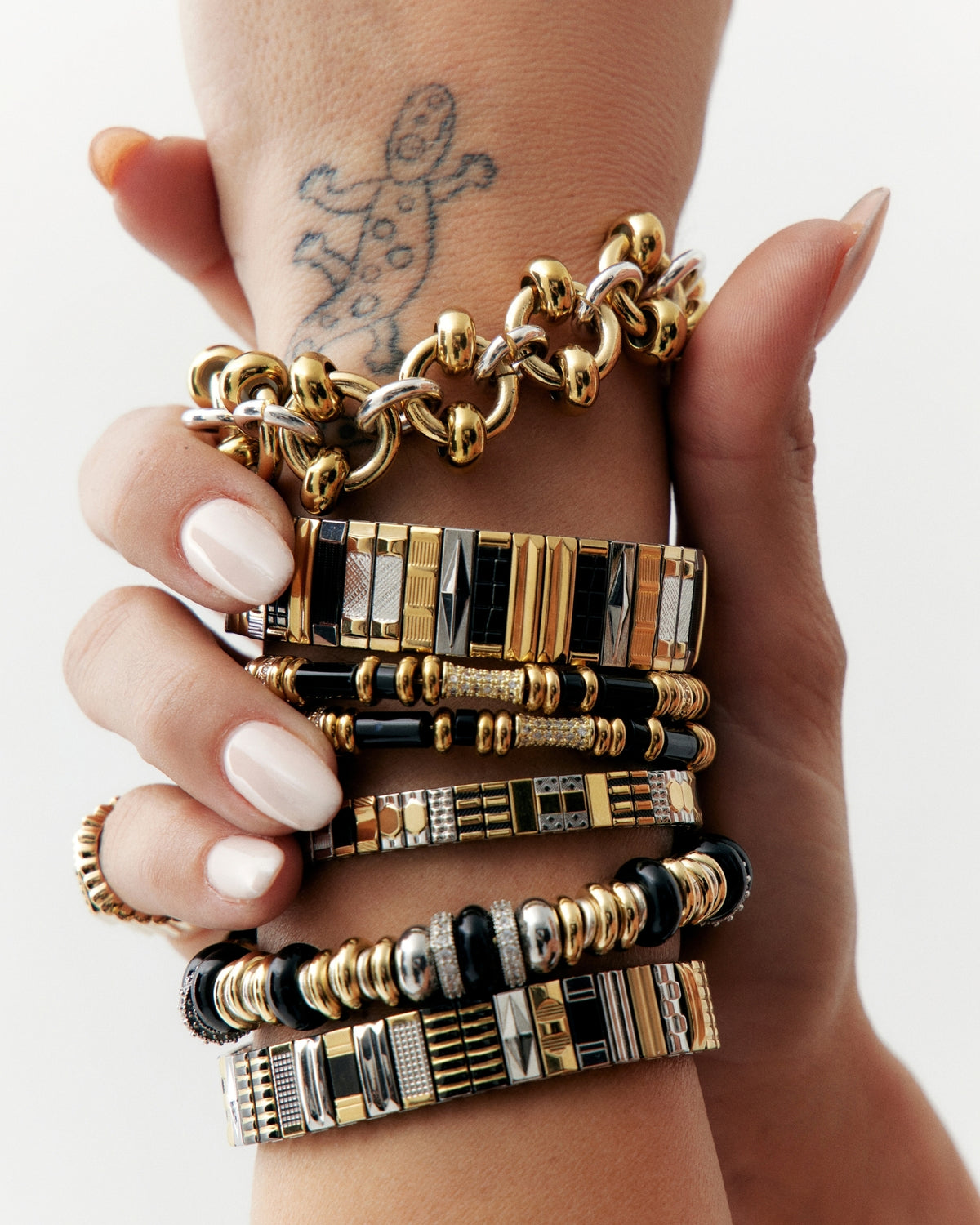 Bracelet Yara Shiny Noir Sigal doré et noir avec cristaux – Divinity Sète