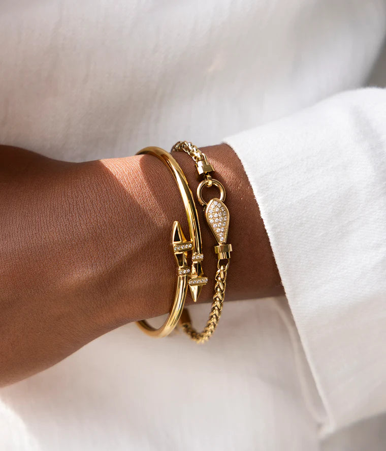 Bracelet Snake ZAG acier inoxydable doré chaîne torsadée avec fermoir zircon femme Divinity Sète