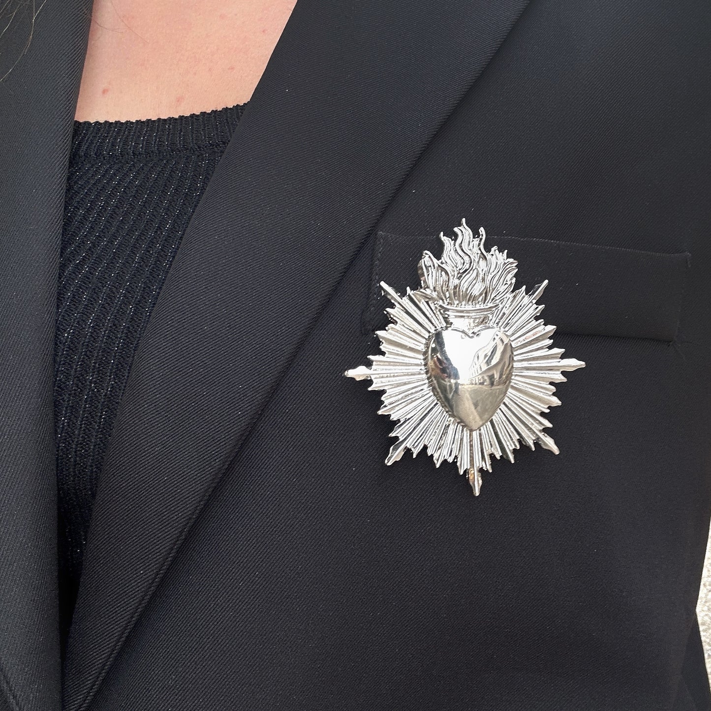 broche-aimantee-ex-voto-argent-divinity-sete