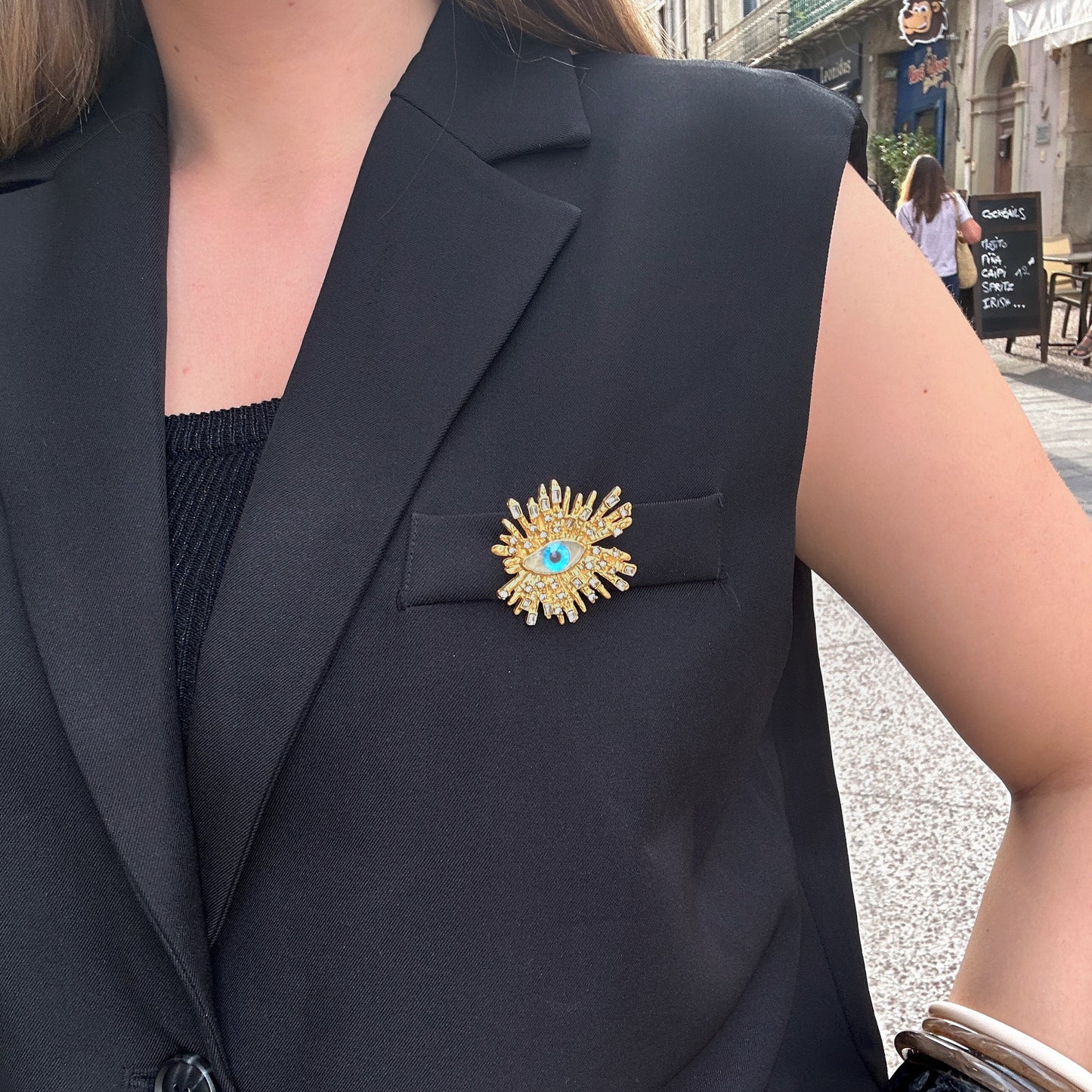 broche-oeil-strass-divinity-sete