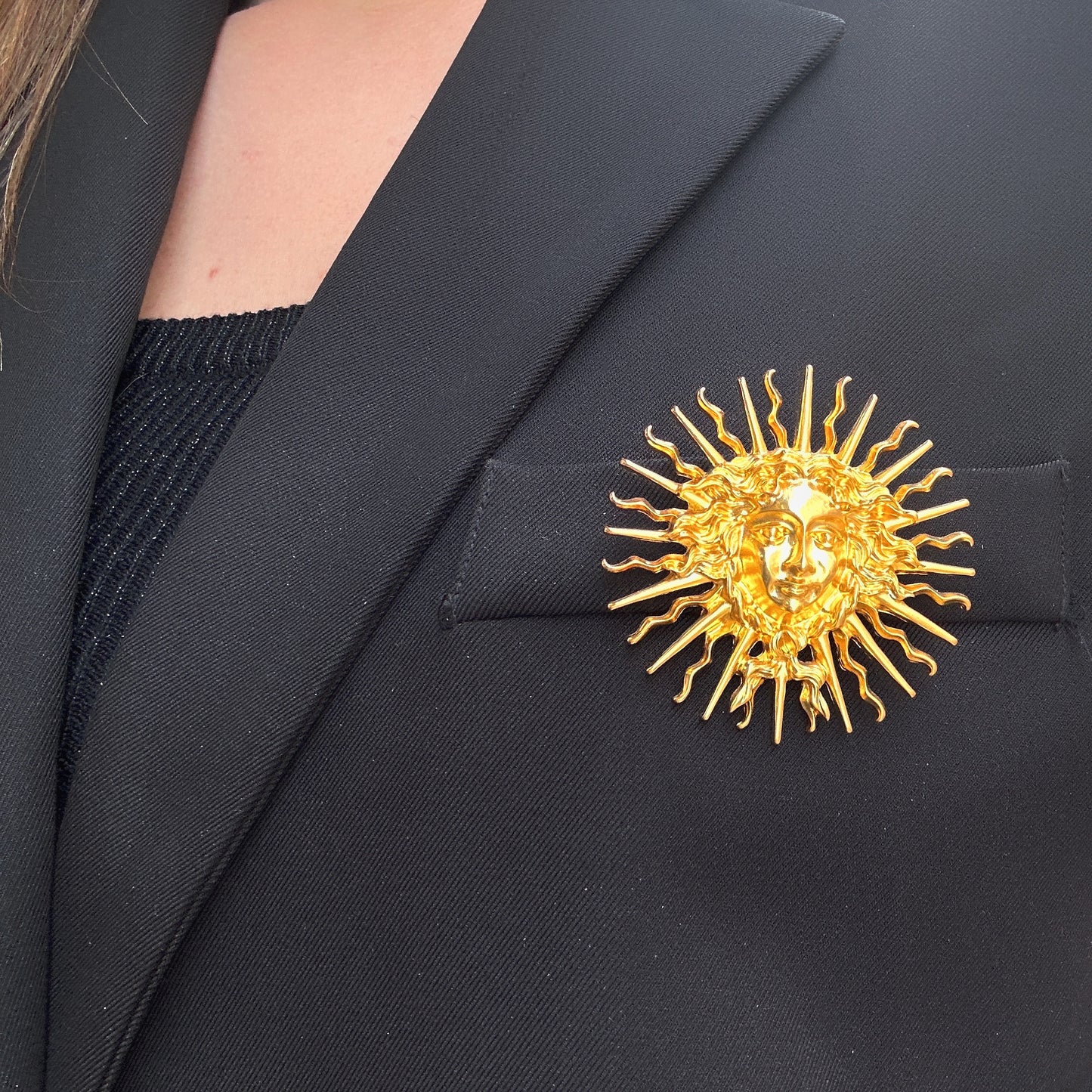broche-tete-de-soleil-divinity-sete