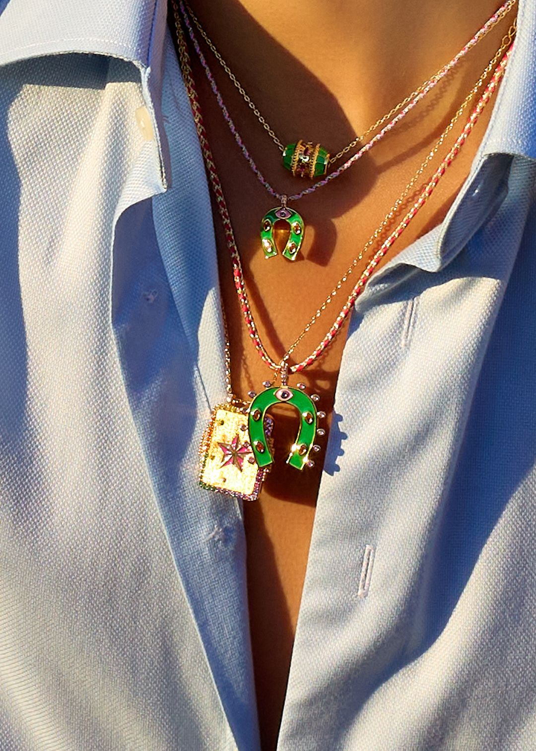 collier-greenhorseshoe-myabay-divinity-sete