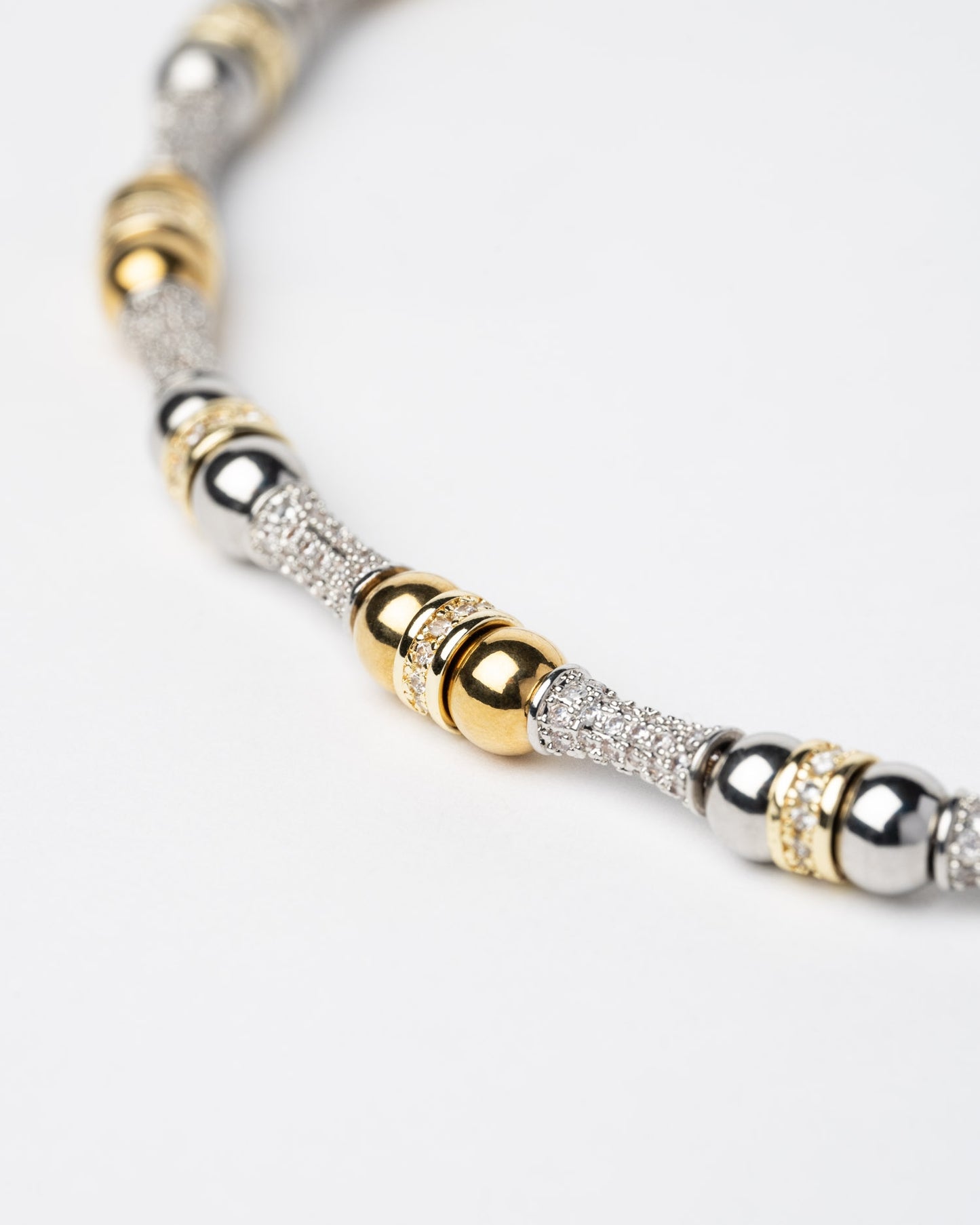 Collier Sigal perles dorées argent pavage cristaux