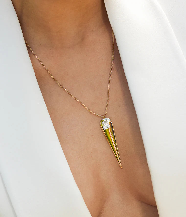 Collier Phileas ZAG pendentif pointe dorée avec pierre zircon femme Divinity Sète