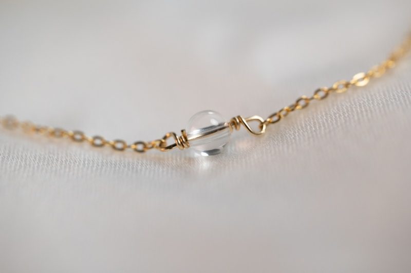 BRACELET- LIEN AVEC PIERRES