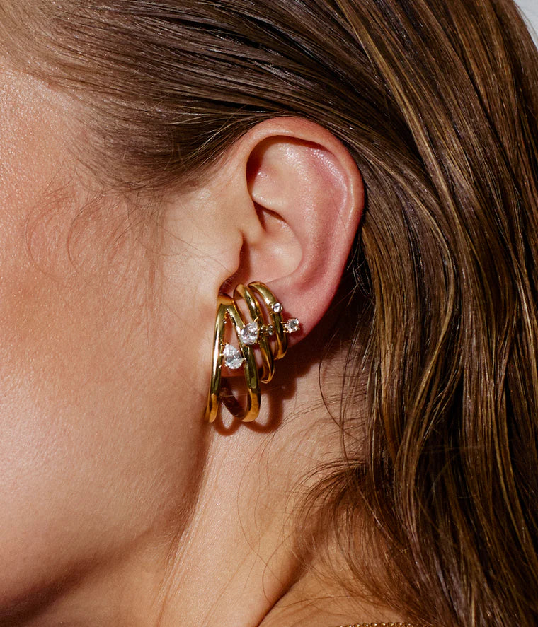 Ear Cuff Campi ZAG vendu par paire en acier inoxydable doré avec triples anneaux et cristaux