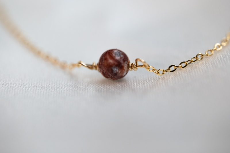 BRACELET- LIEN AVEC PIERRES