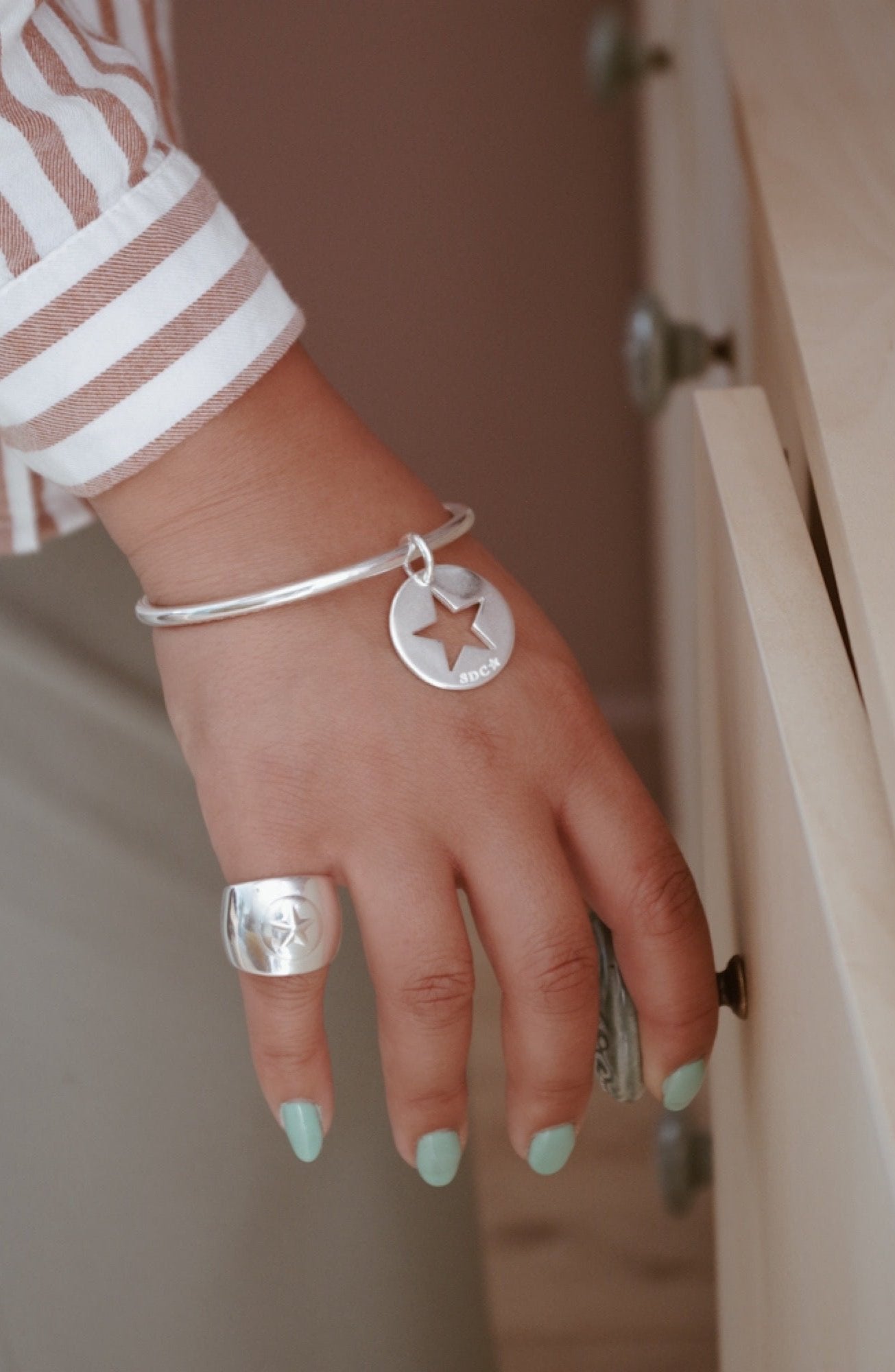 jonc-1333-etoile-secret-de-cuir