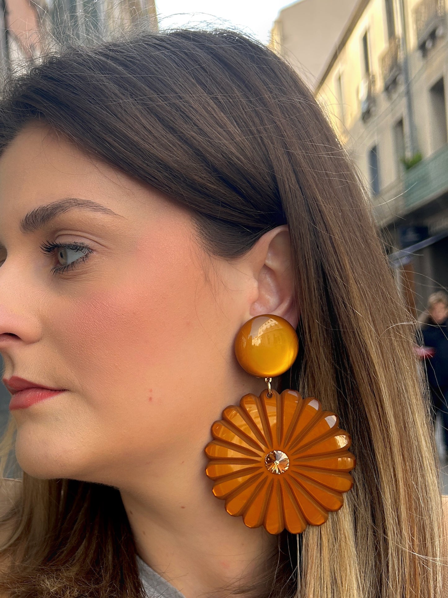BOUCLES D'OREILLES - PENSÉE MARRON