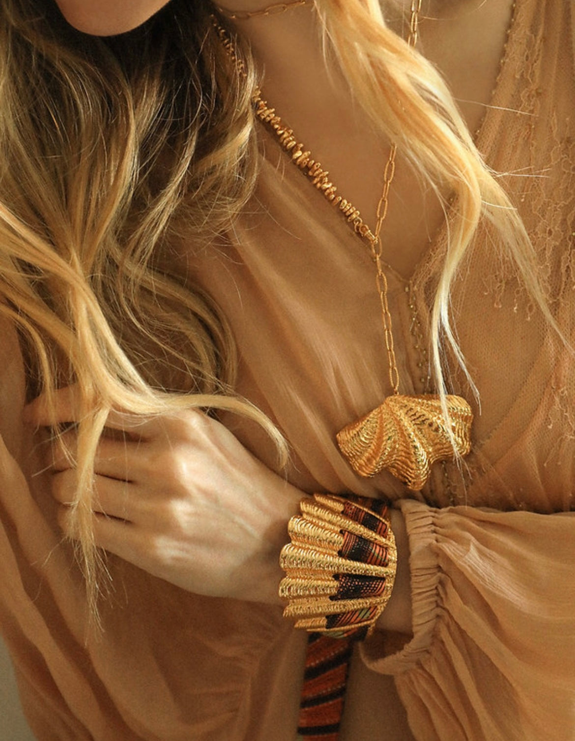 COLLIER - COQUILLE