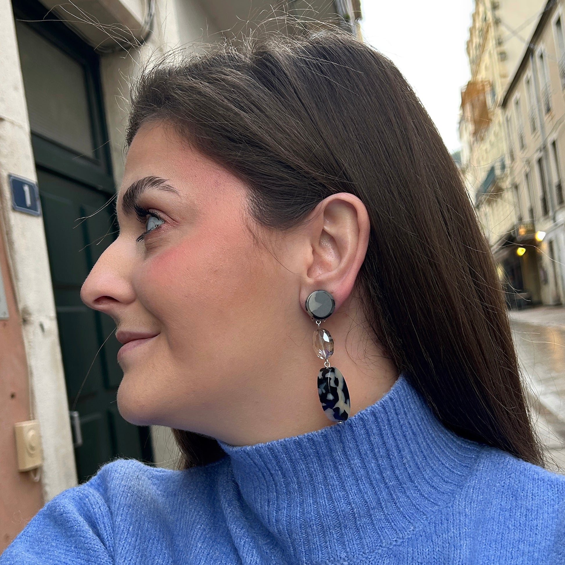 Boucles-doreilles-lina-ecaille-de-tortue-francine-bramli-divinity-sete