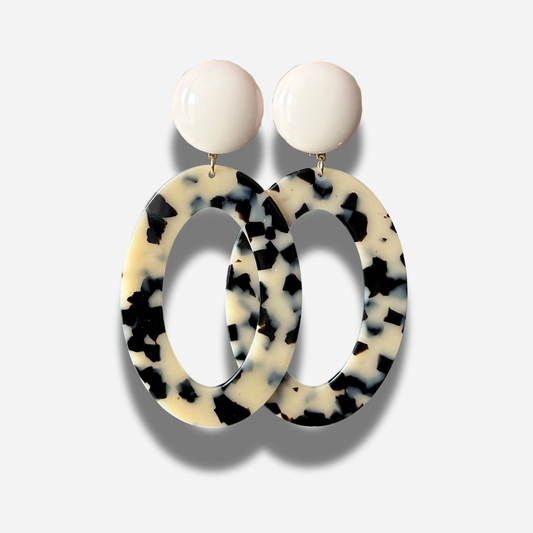 Boucles-doreilles-sam-ecaille-de-tortue-beige-francine-bramli-divinity-sete