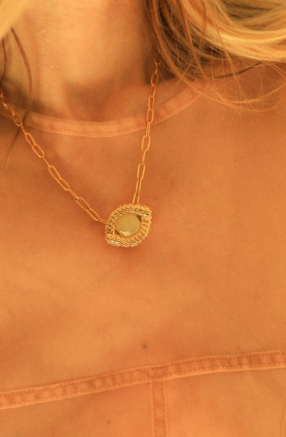 COLLIER - OEIL DE CAIMAN  QUARTZIDE JADE OIL