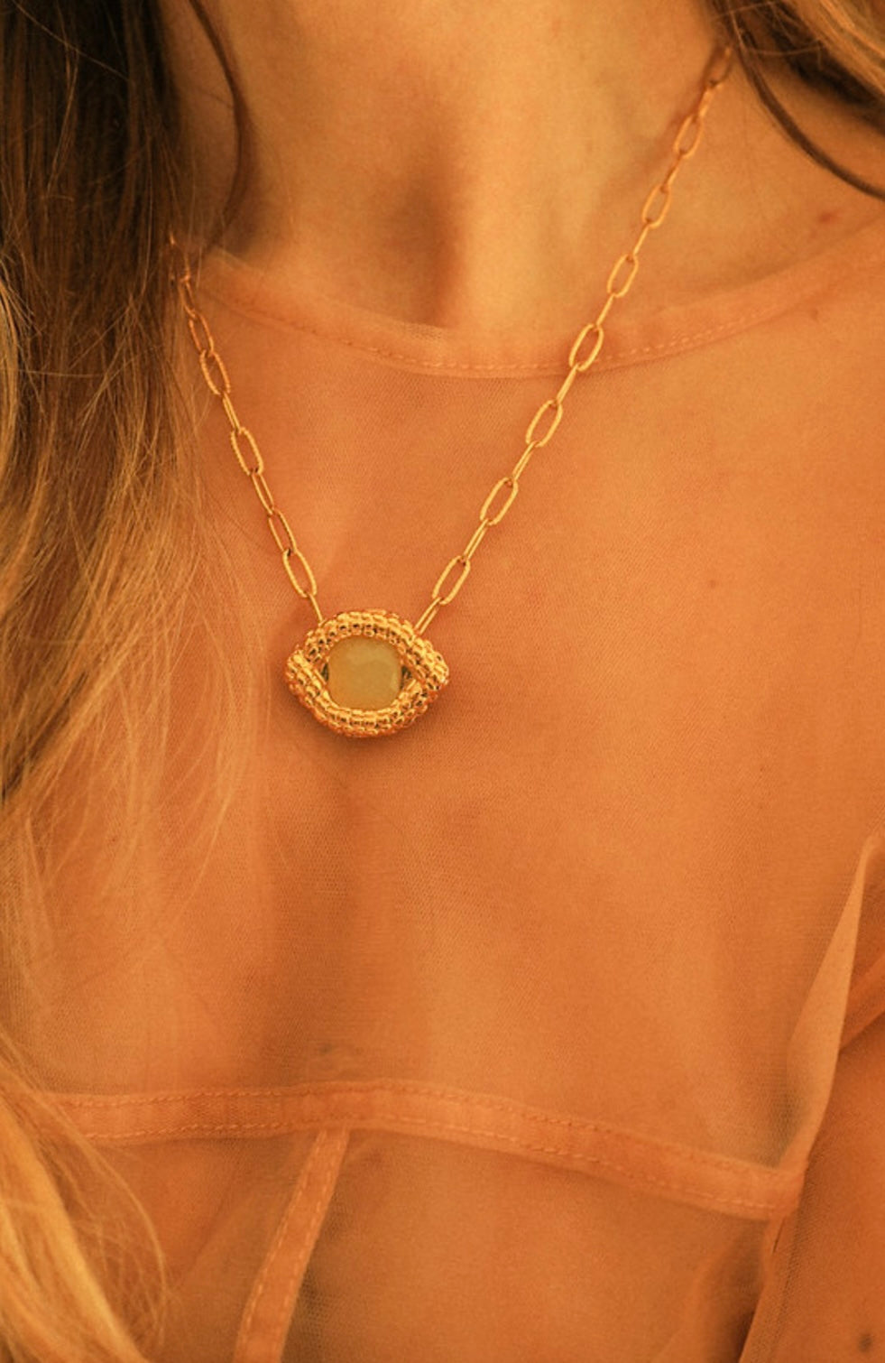 COLLIER - OEIL DE CAIMAN  QUARTZIDE JADE OIL