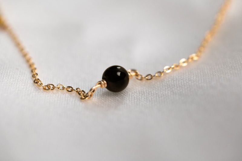 BRACELET- LIEN AVEC PIERRES