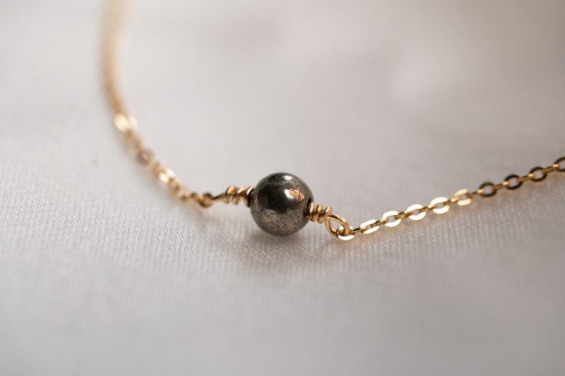 BRACELET- LIEN AVEC PIERRES
