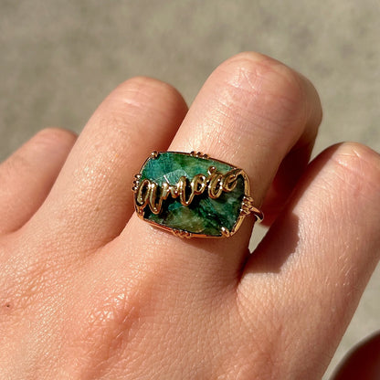 Bague pierre verte bijou femme symbolique Amore