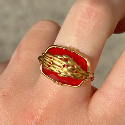 Bague cornaline rouge motif poissons doré Au Fil de Lo