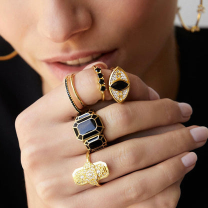 Bague Black Big Diamond MYA-BAY dorée en émail noir