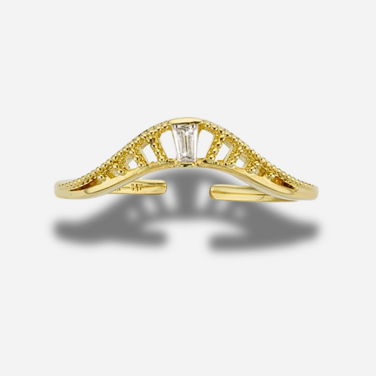 Bague Diana Mya Bay dorée à ligne courbe sertie de cristaux