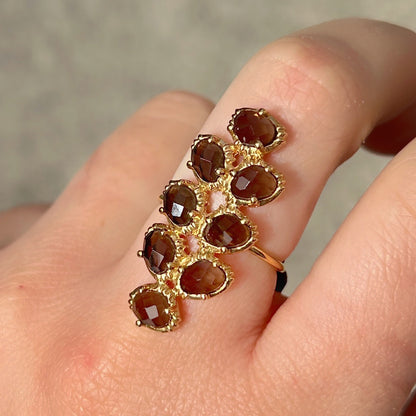 Bague epi quartz fume portee Au Fil de Lo