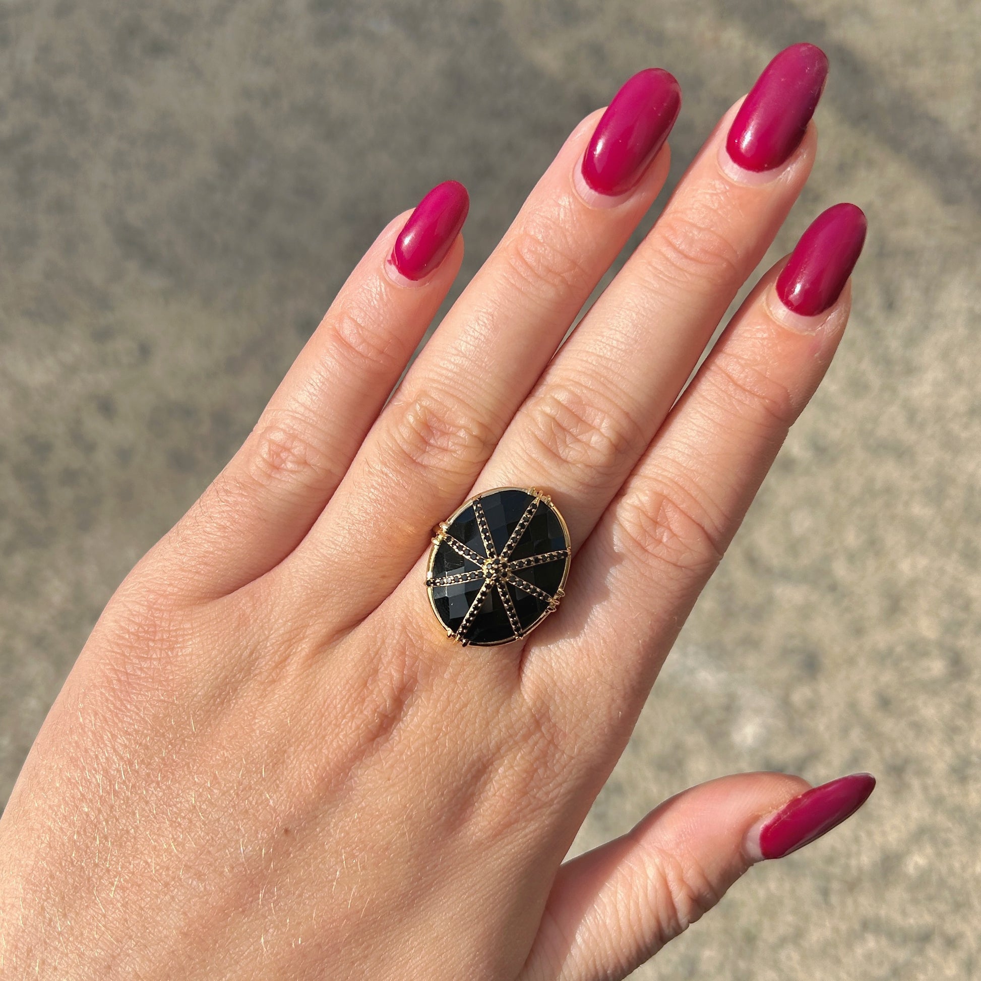 bague-etoile-zircon-spinelle-noire-aufildelo-divinity-sete