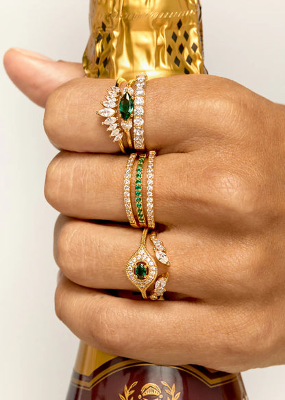 Détail du motif œil pierre verte de la bague Green Majestic Eye Mya Bay