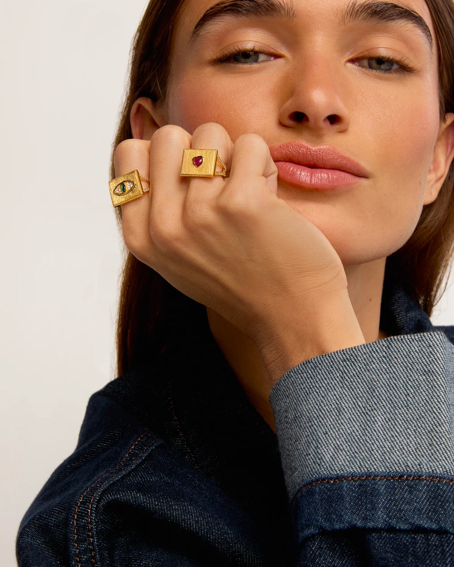 Bague Heart I Love You Mya Bay portée en accumulation