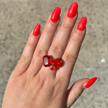 Bague Kaina Cerise Crézus pierres rouge cerise doré réglable