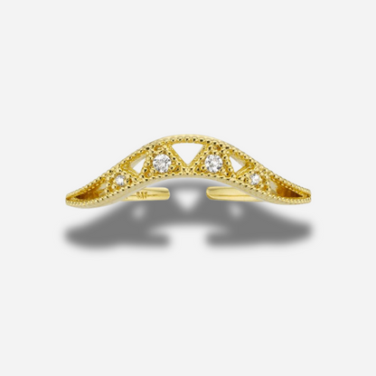 Bague Kate Mya Bay dorée au design fin et graphique sertie de cristaux