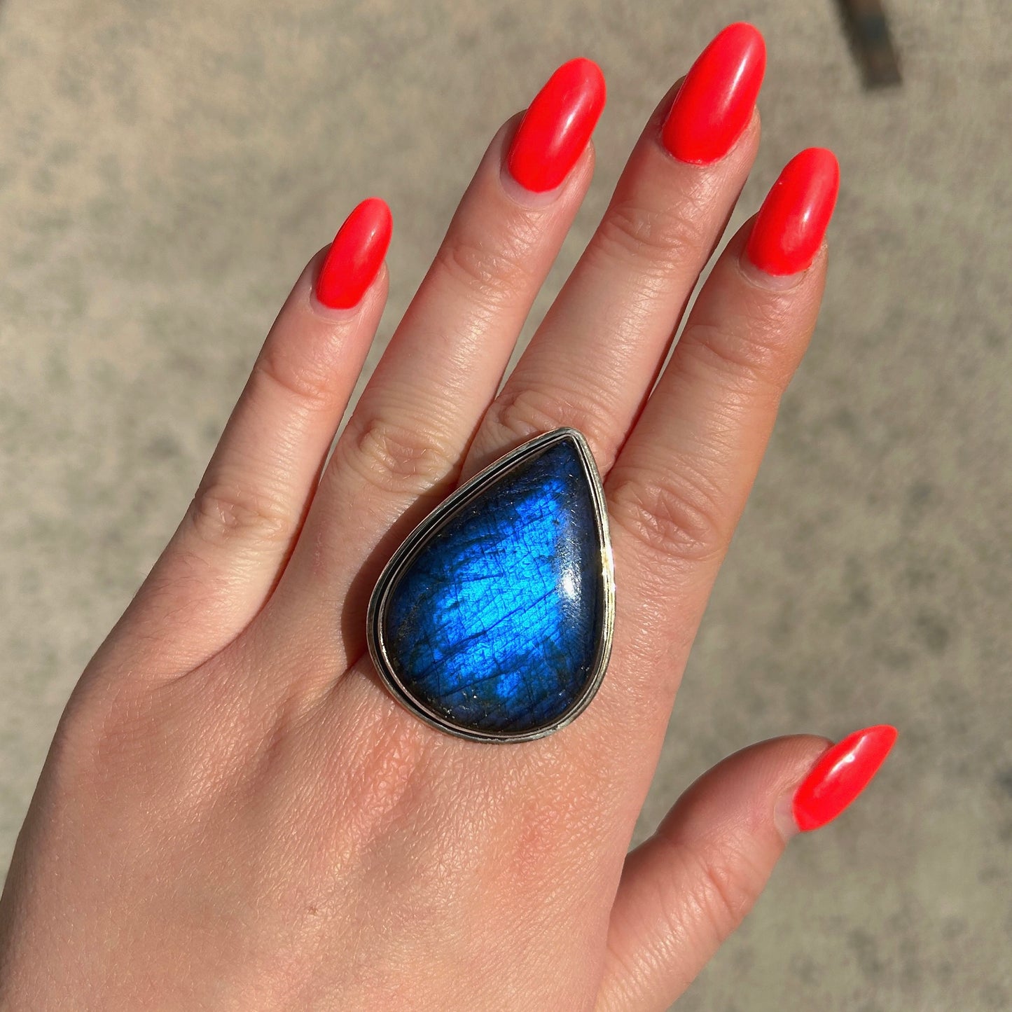 Bague labradorite argent 925 pierre goutte reflets bleus réglable