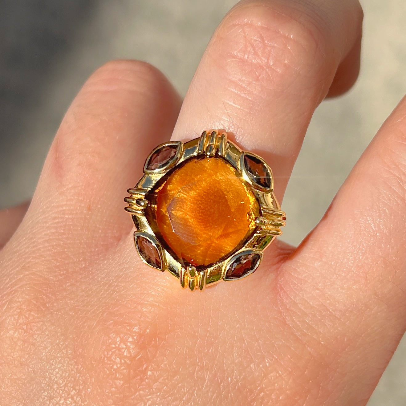 Bague quartz fumé bijou doré pierre marron élégante