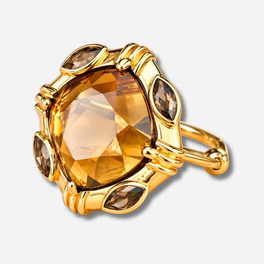 Bague Losange Au Fil de Lo en quartz fumé naturel facetté et monture dorée – Divinity Sète
