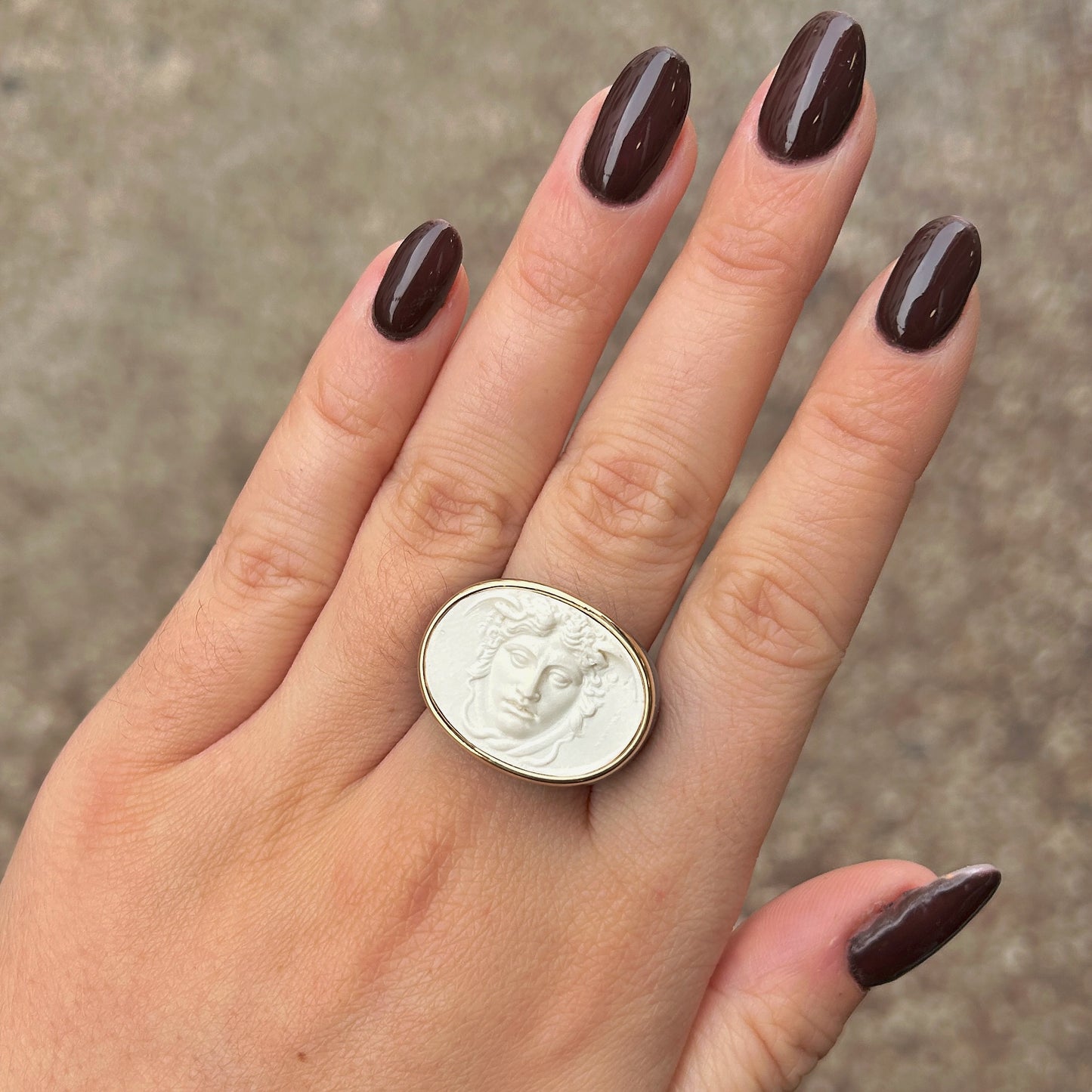 bague-medusa-gris-grandtour-divinity-sete