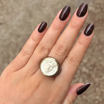 bague-medusa-marron-grandtour-divinity-sete