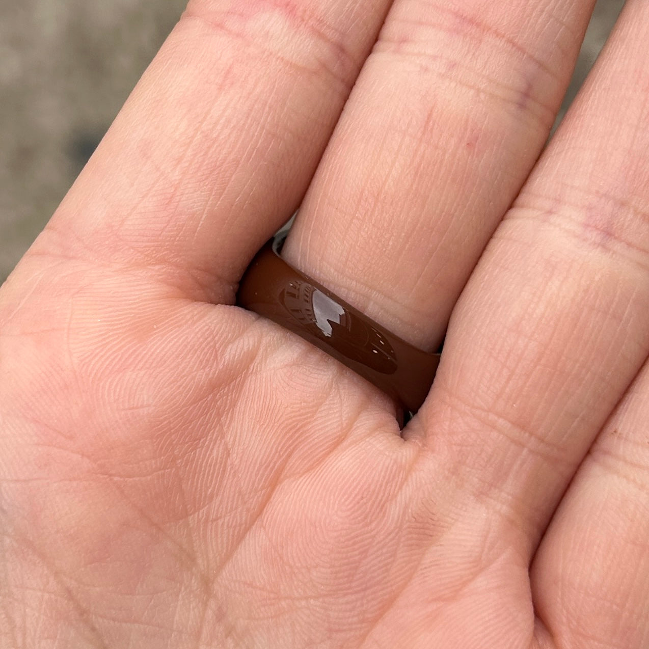 bague-medusa-marron-grandtour-divinity-sete