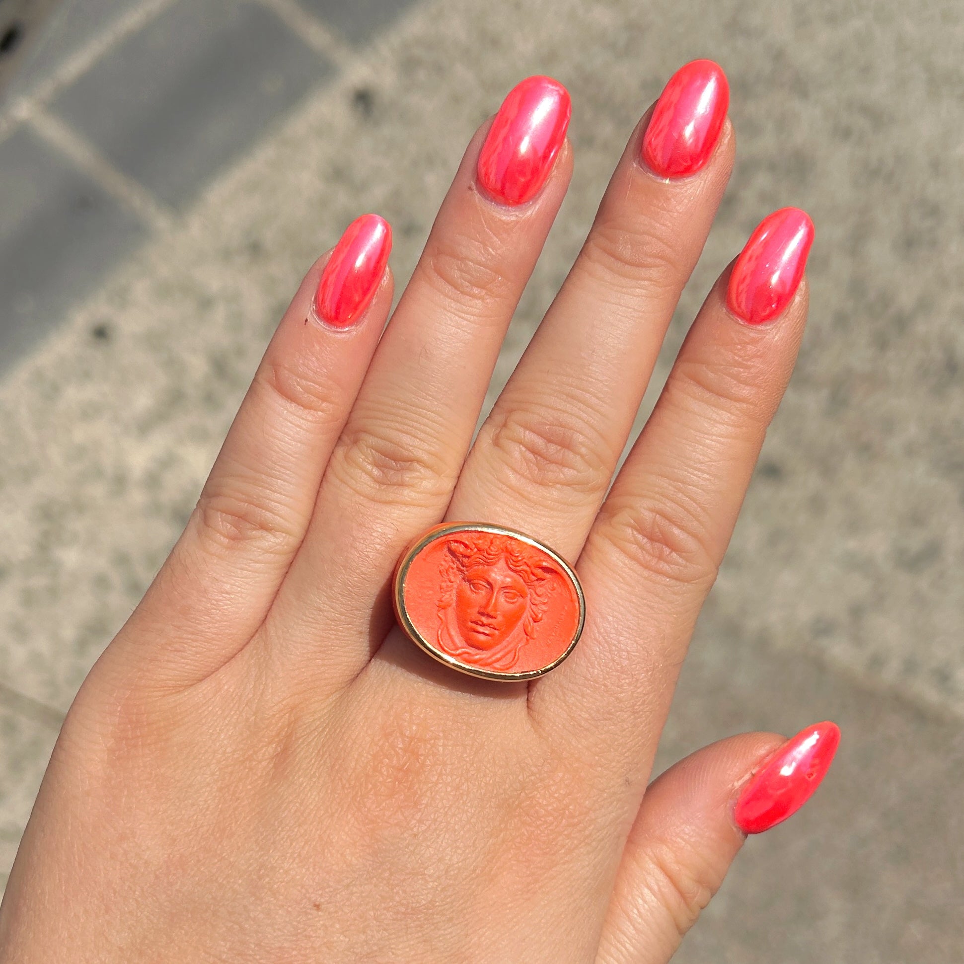 bague-medusa-orange-grandtourcollection-divinity-sete