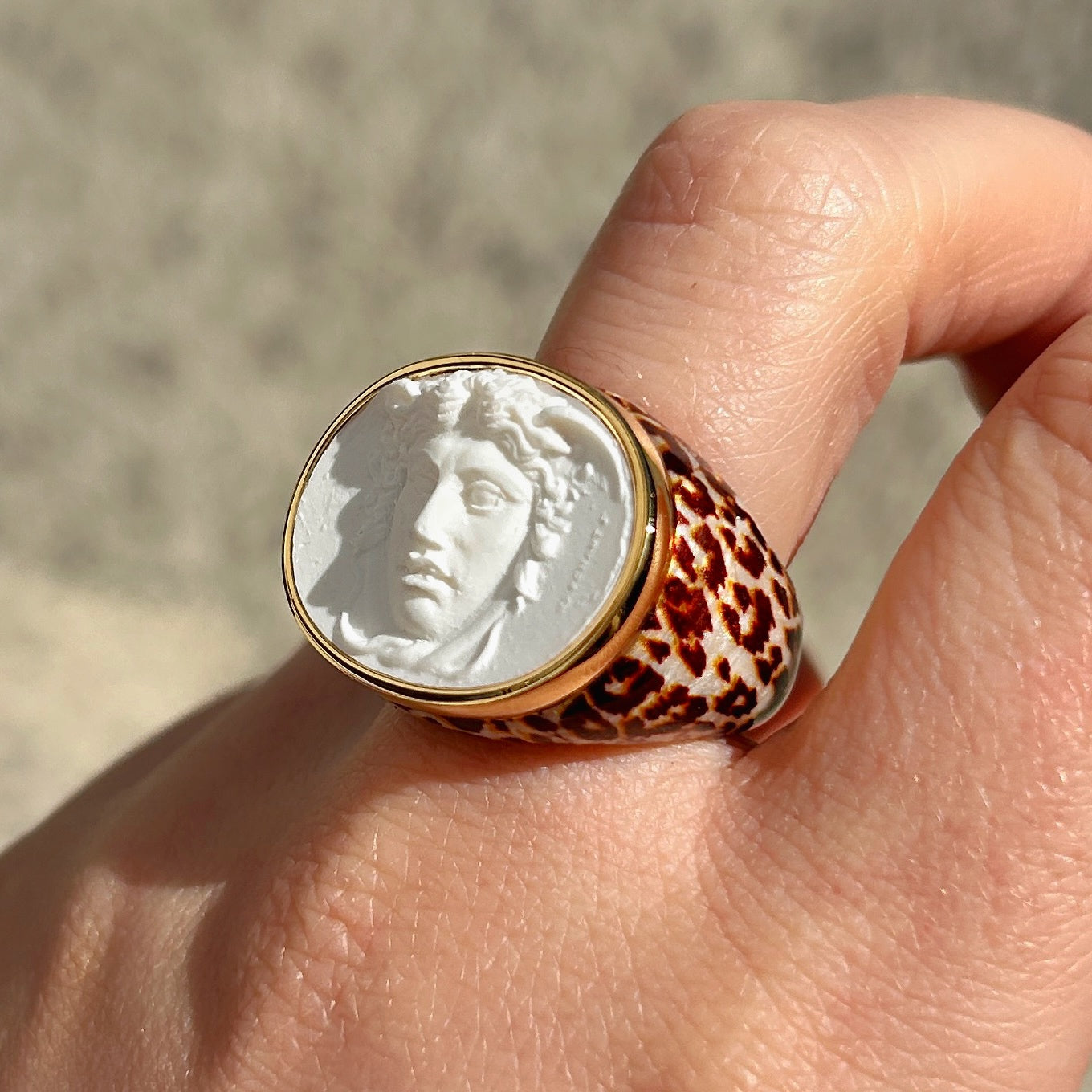 Bague Medusa motif animal tendance dorée femme